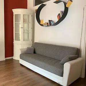 Casina Nel Borgo Apartment