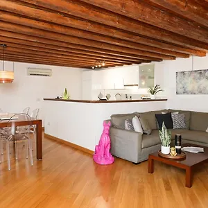  Appartamento Hometoday - Esclusivo Loft In Centro A Italia