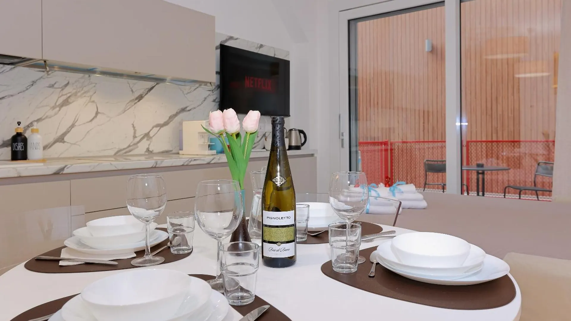 Mascarella Suite - Elegante Design Con Patio Nel Centro Storico Bologna Italy