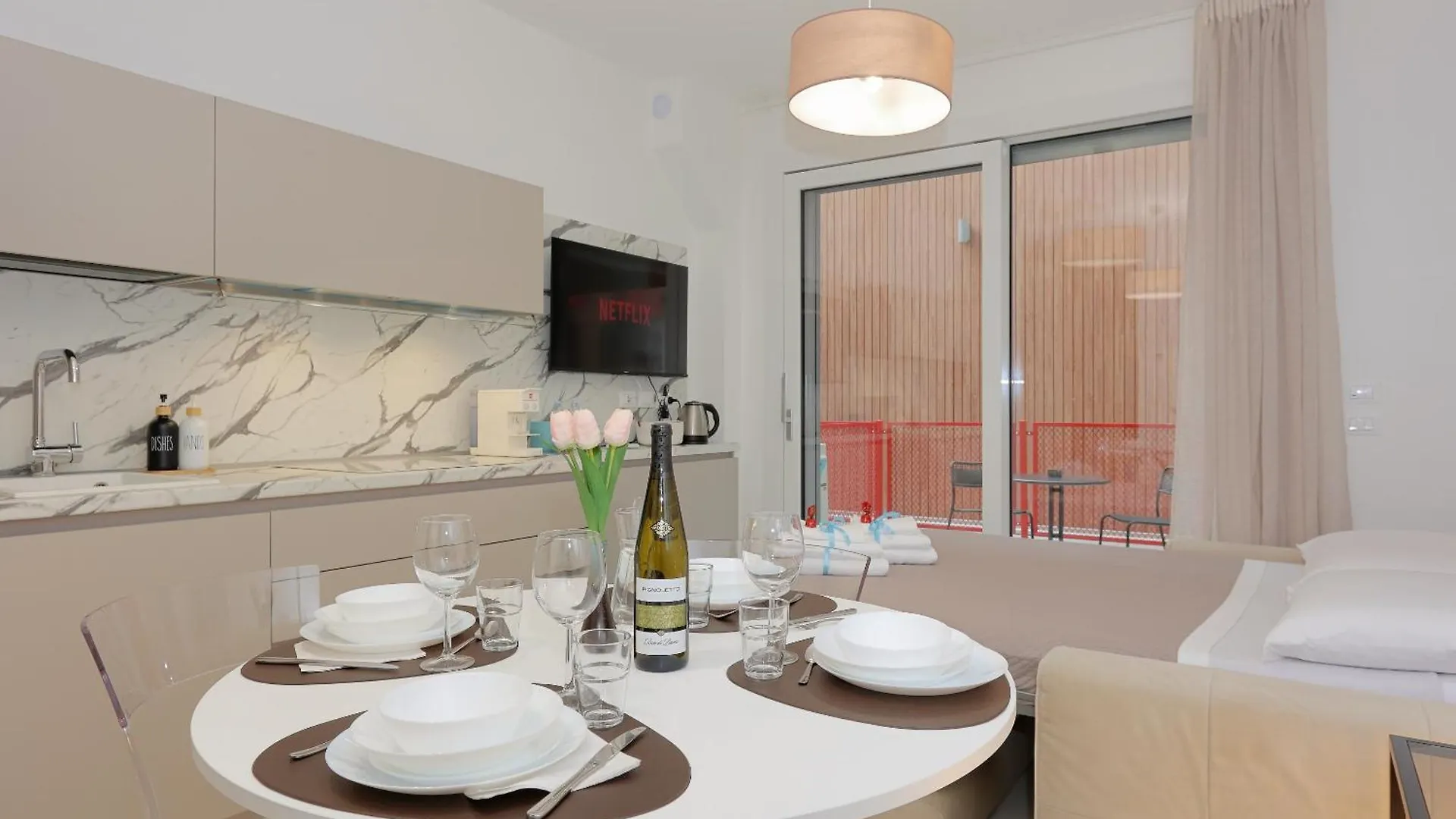 Mascarella Suite - Elegante Design Con Patio Nel Centro Storico Bologna Apartment