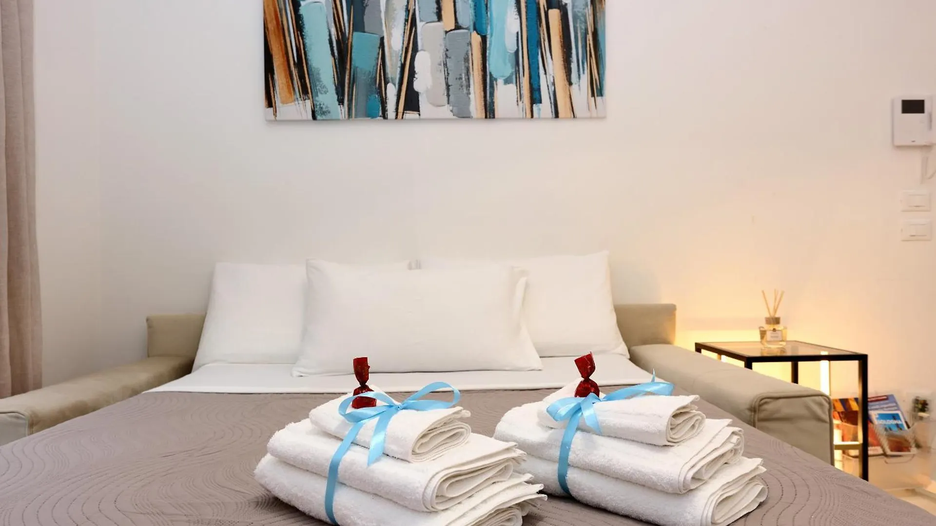 Mascarella Suite - Elegante Design Con Patio Nel Centro Storico Bologna