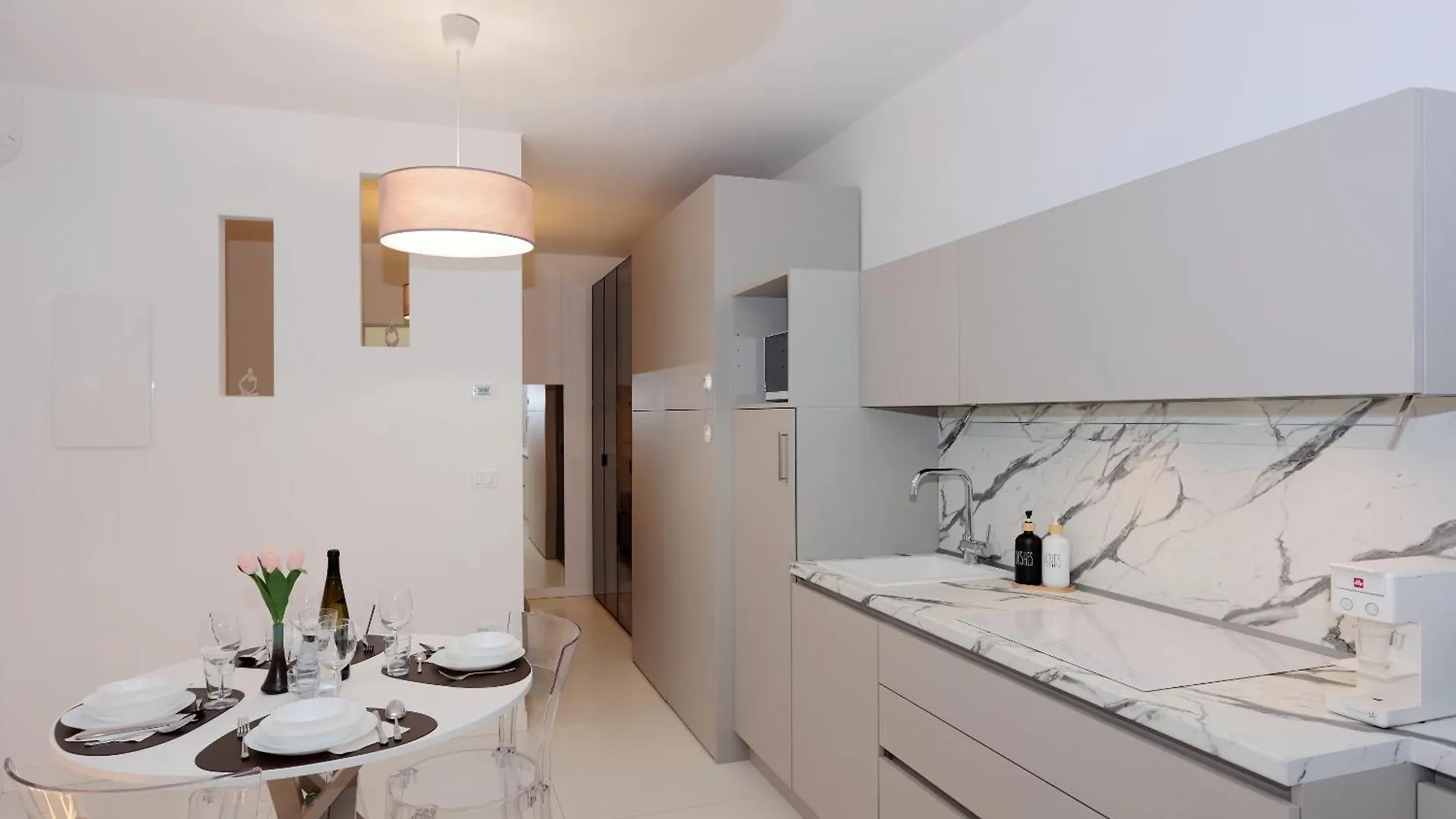 شقة Mascarella Suite - Elegante Design Con Patio Nel Centro Storico بولونيا