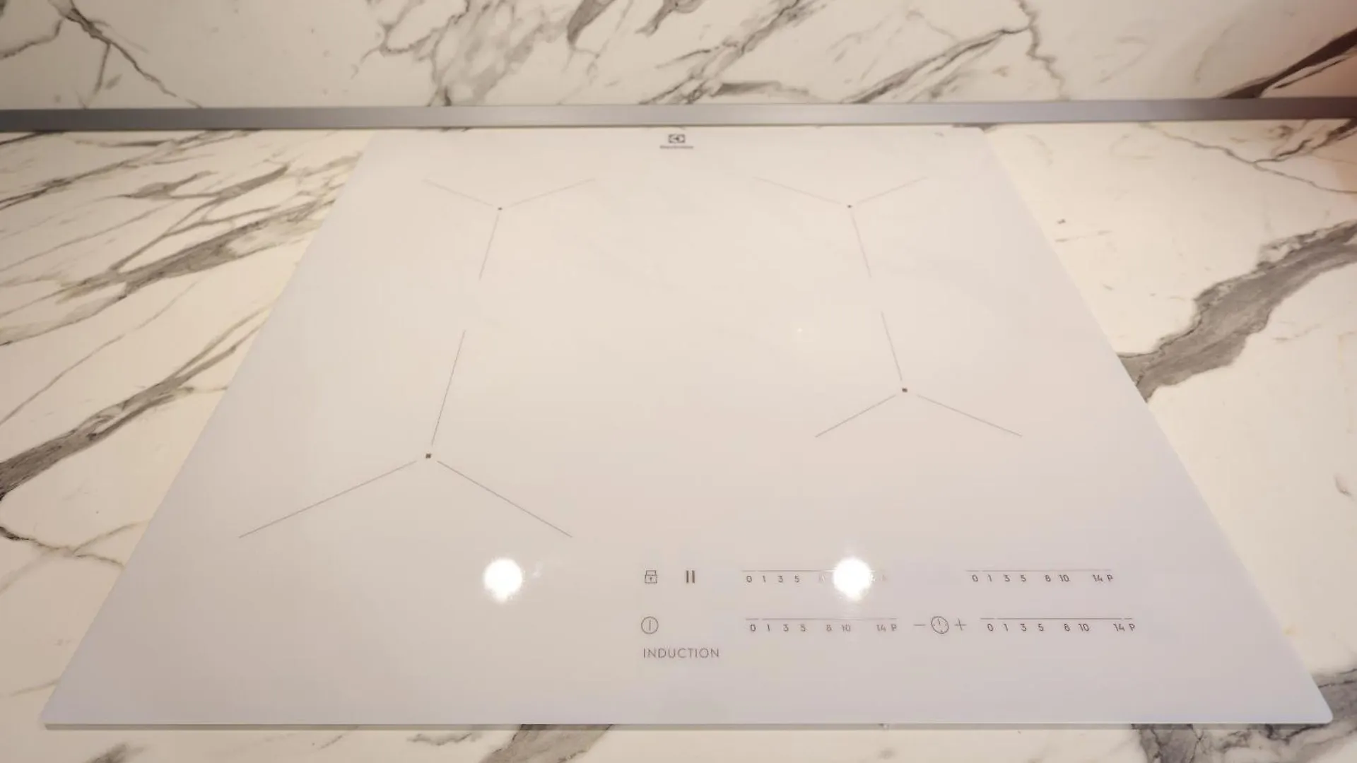 Mascarella Suite - Elegante Design Con Patio Nel Centro Storico بولونيا شقة