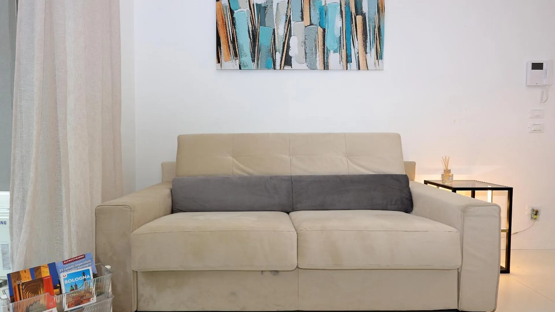 Mascarella Suite - Elegante Design Con Patio Nel Centro Storico بولونيا
